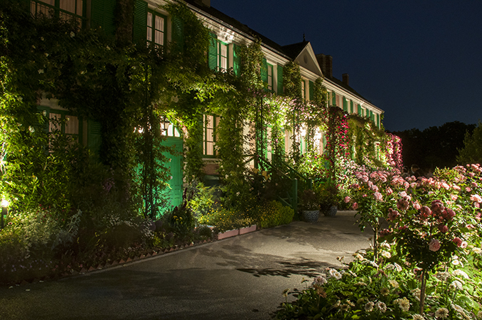 浜名湖ガーデンパーク「花美の庭」ライトアップ　～ 光と庭の夜想曲 ～