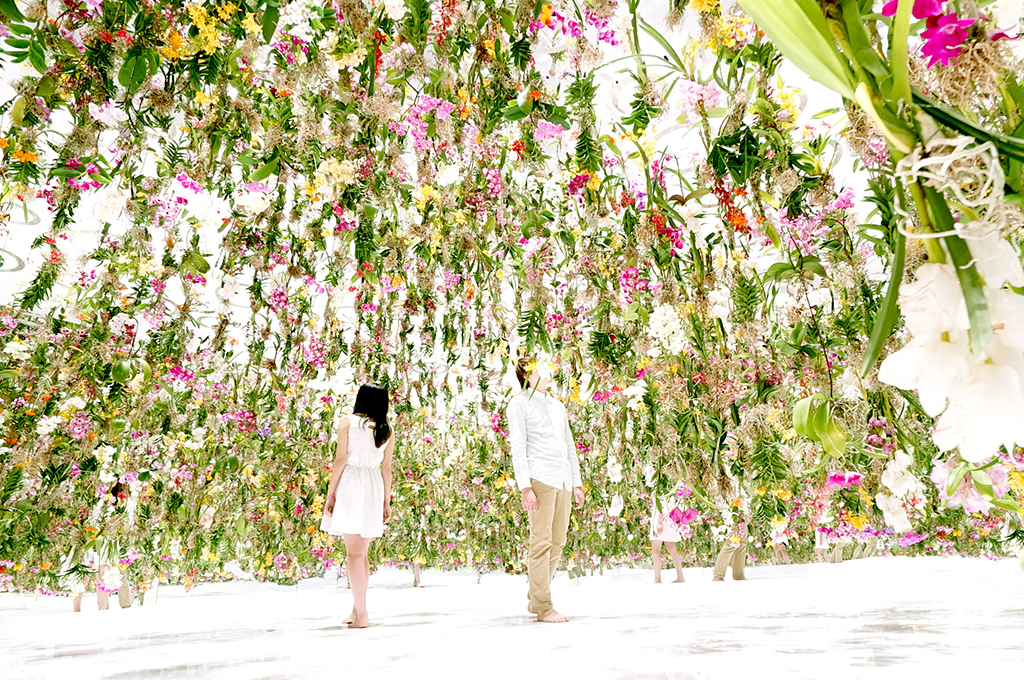 日本科学未来館 Floating Flower Garden